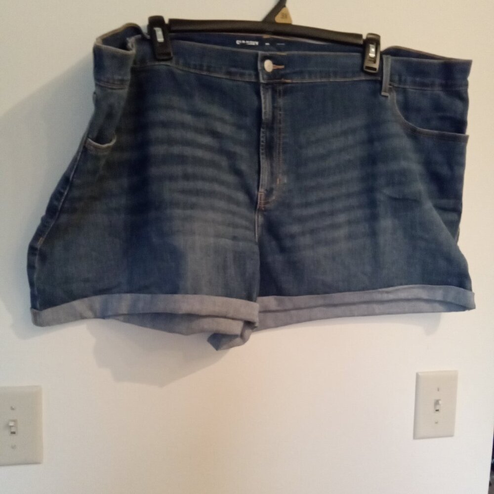 Old Navy Mid Rise Jean Shorts